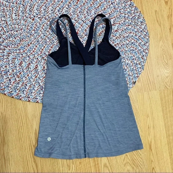 Lululemon run for gold tank heathered blue Sz4 - Picture 8 of 10